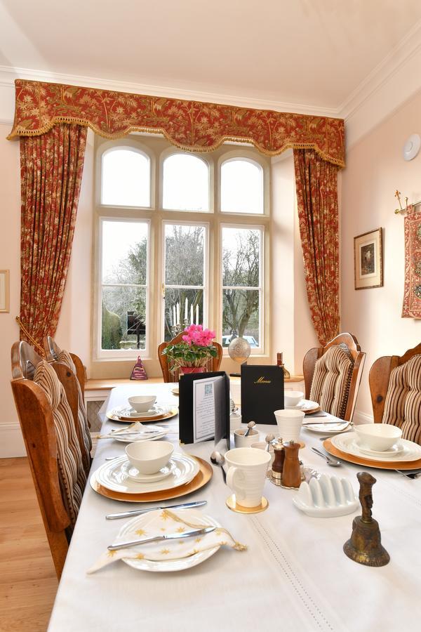 Heritage Bed And Breakfast Calne Esterno foto